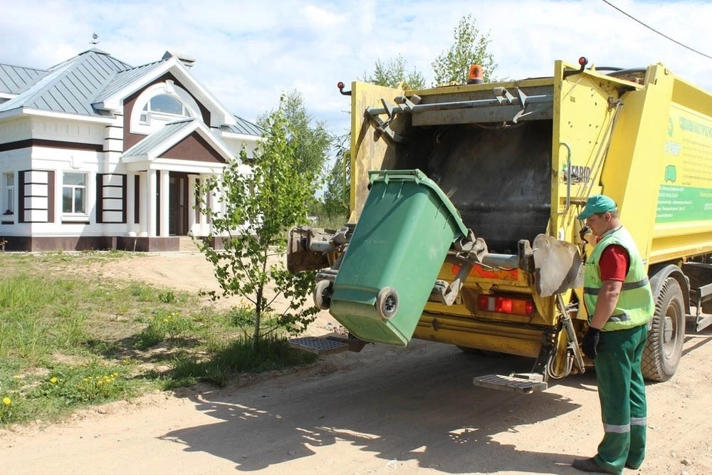 Вывоз мусора с дачи СНТ в Новом Уренгое от ПроМусор — вывоз дачного и садового мусора, цена от 1716 руб