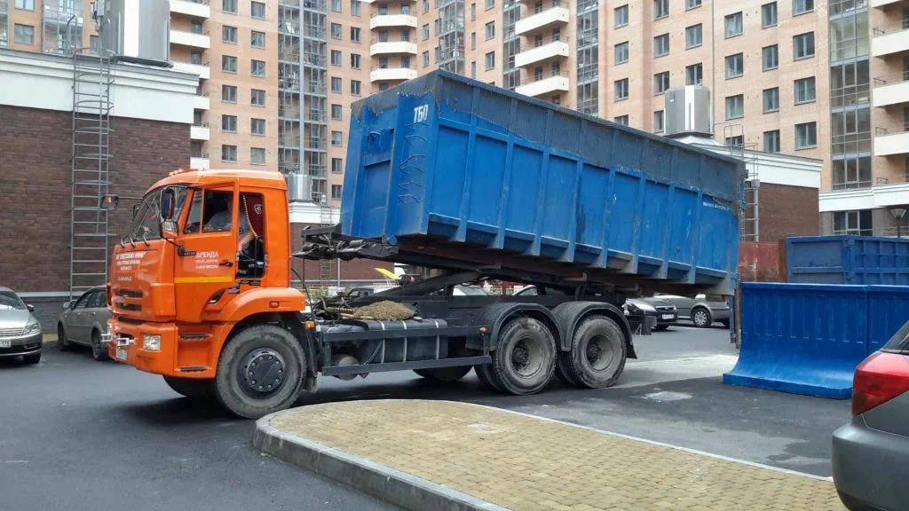 Аренда пухто для вывоза строительного и бытового мусора в Новом Уренгое в октябре
