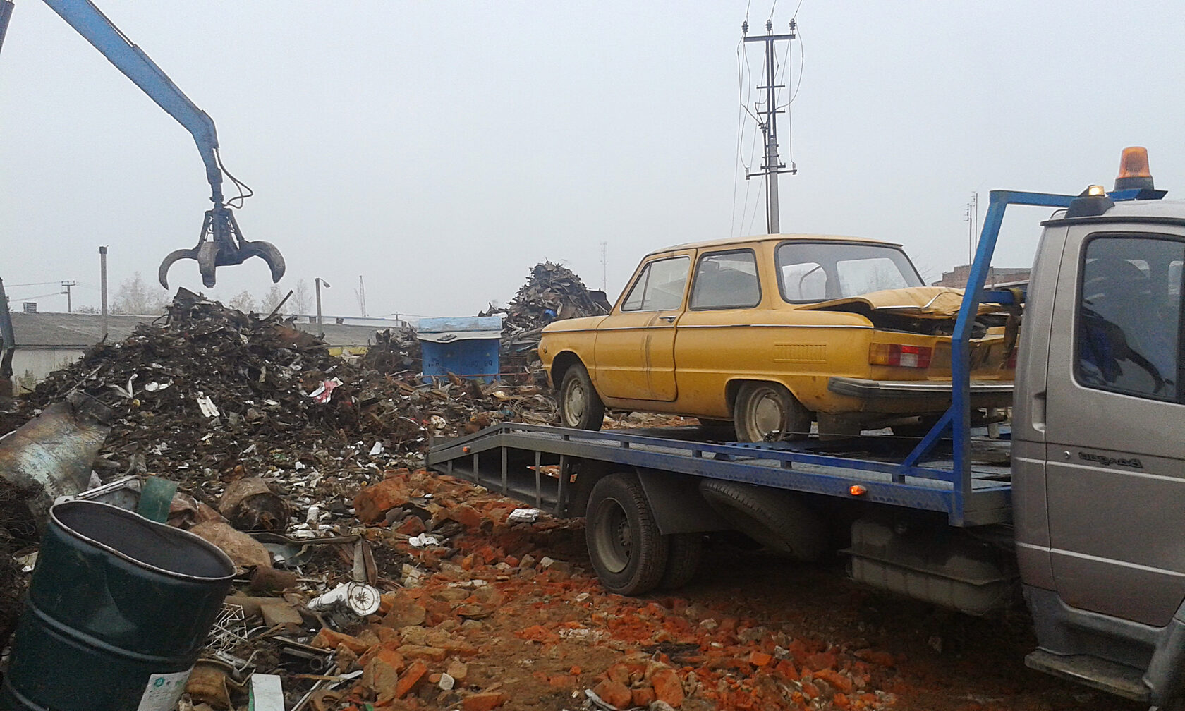 Вывоз старых автомобилей на утилизацию в Новом Уренгое от ПроМусор – утилизация автохлама и авто с вывозом от 312 руб